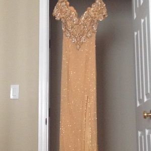 Prom Ready! Beaded/Sequin Prom Formal    size 6